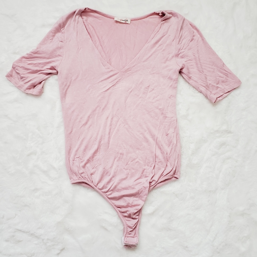 Women’s V-Neck Light Pink Bodysuit